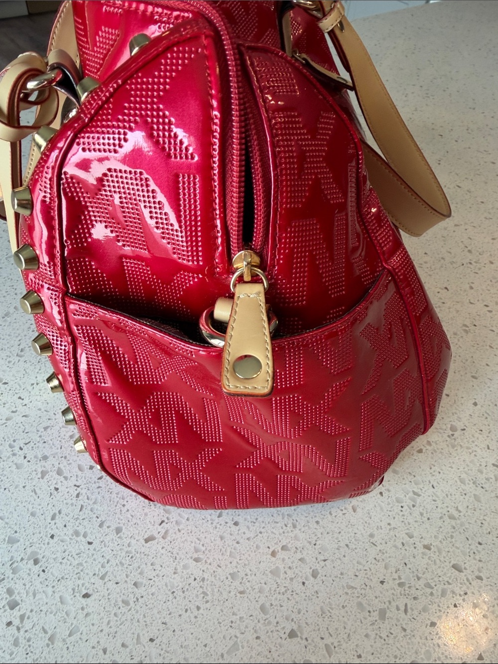 Patent Hot Pink Shoulder Bag with Tan Handles - Picture 3 of 10